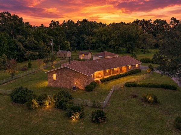 3714 Wilder Rd, Cantonment, FL 32533