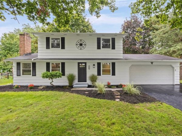 2186 Bear Creek Drive, Ontario, NY 14519