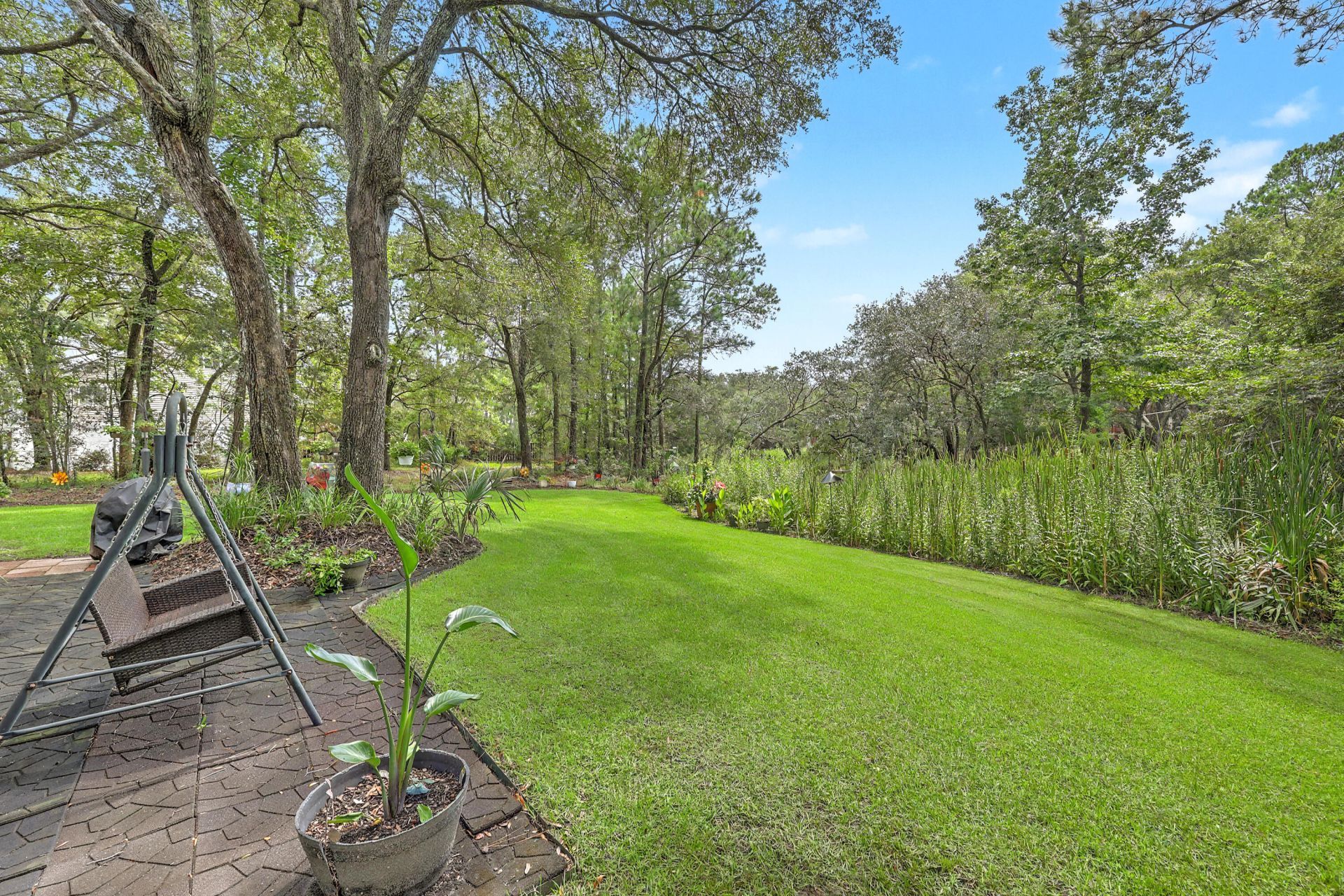 667 Fisherman's Bend Photo 22