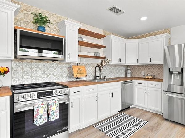 123 S Meadowbrook Drive, Pottsboro, TX 75076