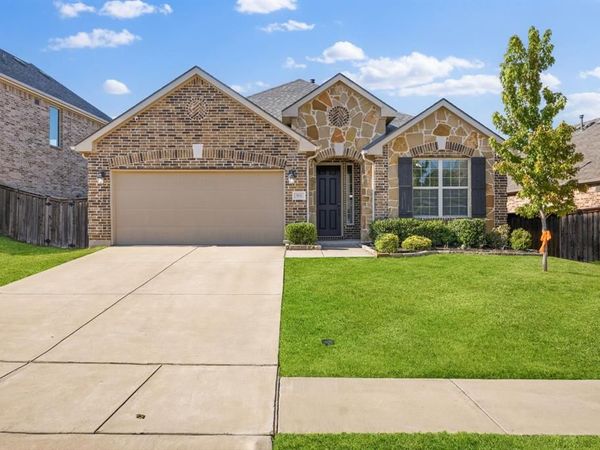 916 Llano Falls Drive, McKinney, TX 75071