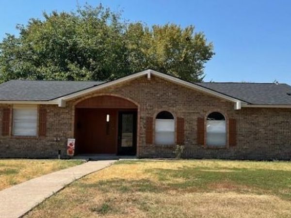 4811 Stallcup Drive, Mesquite, TX 75150