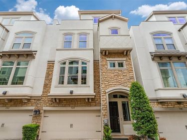 746 Spanish Oaks Place, Dallas, TX 75204
