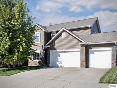 3302 N 210th Street, Elkhorn, NE 68022