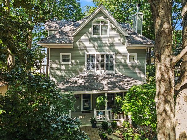 76550 Fieldstone Circle, South Haven, MI 49090