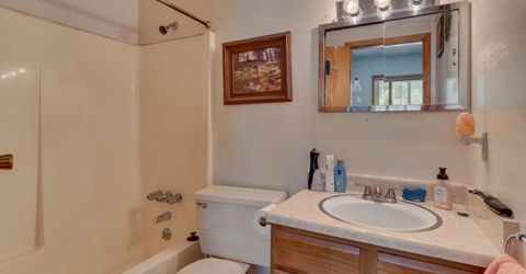 10035 Keiser Avenue , Truckee, CA 96161 Photo