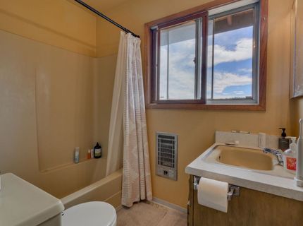 10035 Keiser Avenue , Truckee, CA 96161 Photo