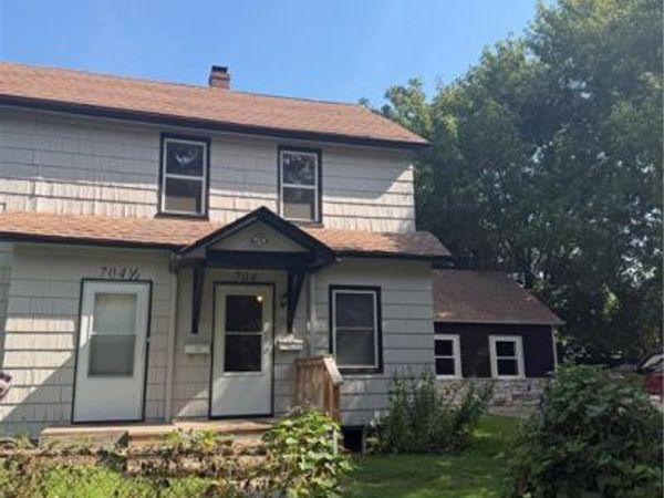 704 Rhodes Avenue, Grandview, MO 64030