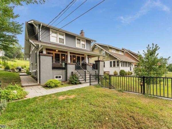169 Leigh St, Clinton, NJ 08809