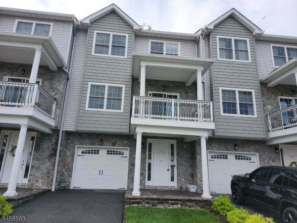 65 Halina Ln, Butler, NJ 07405