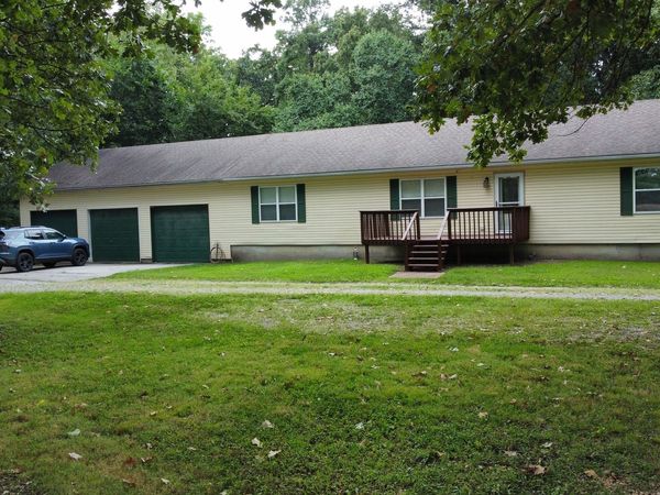 4135 Canal Road, Edwardsville, IL 62025