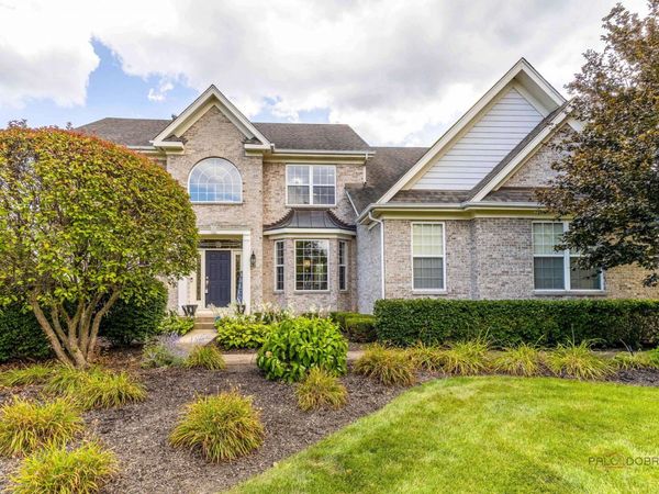 5 Kensington Court , Hawthorn Woods, IL 60047