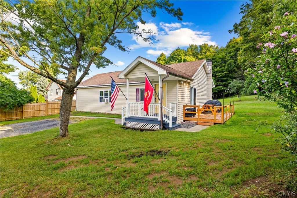 4821 Forest Avenue, Oneida, NY 13421 Main Photo