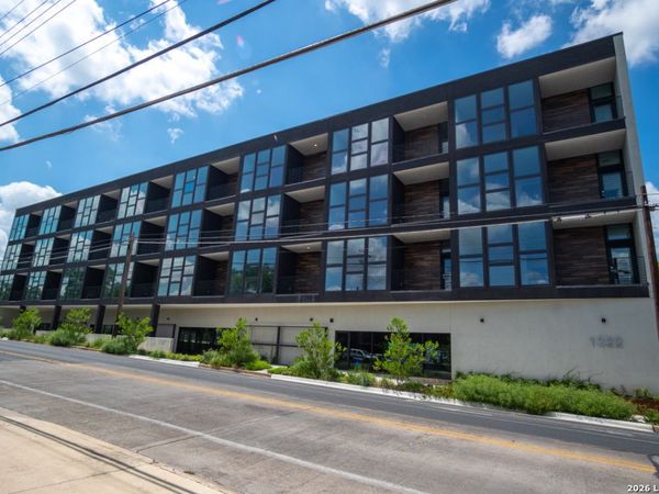 1322 E 12TH ST, Unit 401, Austin, TX 78702