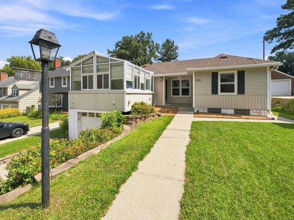 432 16th Ave SW , Rochester, MN 55902
