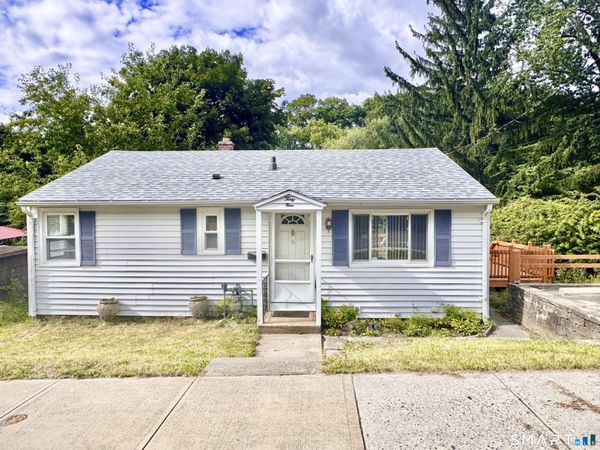 39 Brookview, Waterbury, CT 06706