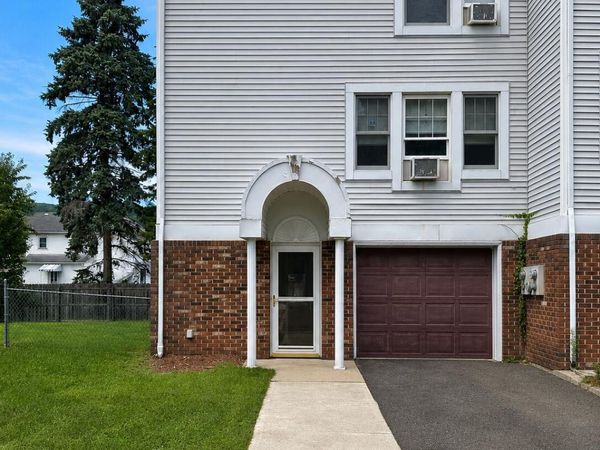 19 Lionel Drive, Swoyersville, PA 18704