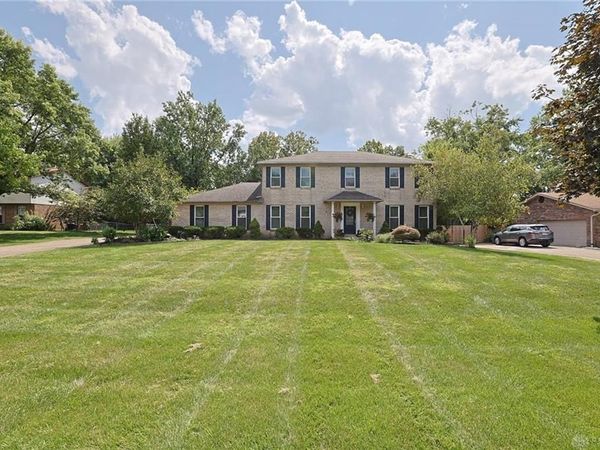 7363 Timberknoll, West Chester, OH 45069