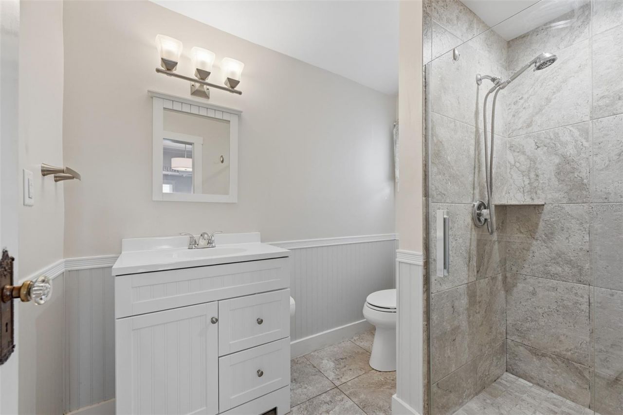 10 Plaza Street E, Bradenton, FL 34208 Photo