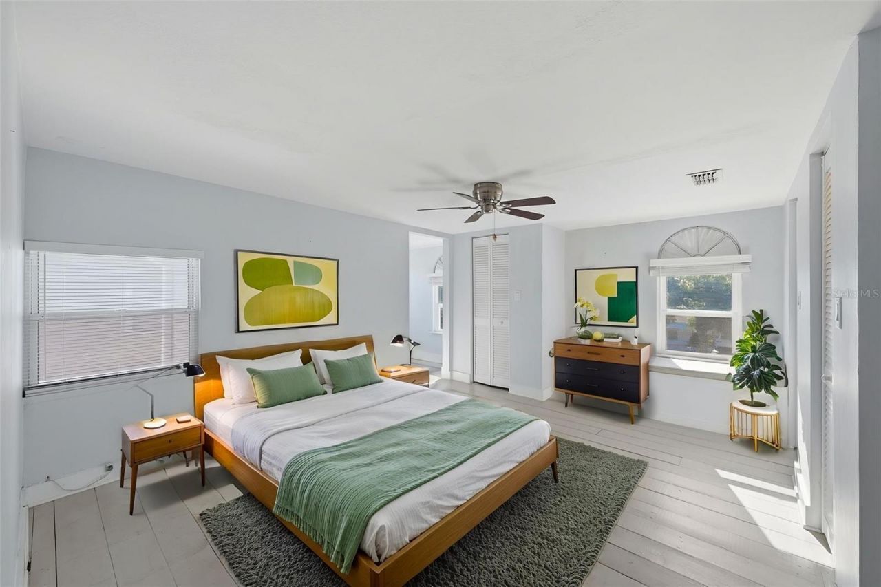 10 Plaza Street E, Bradenton, FL 34208 Photo