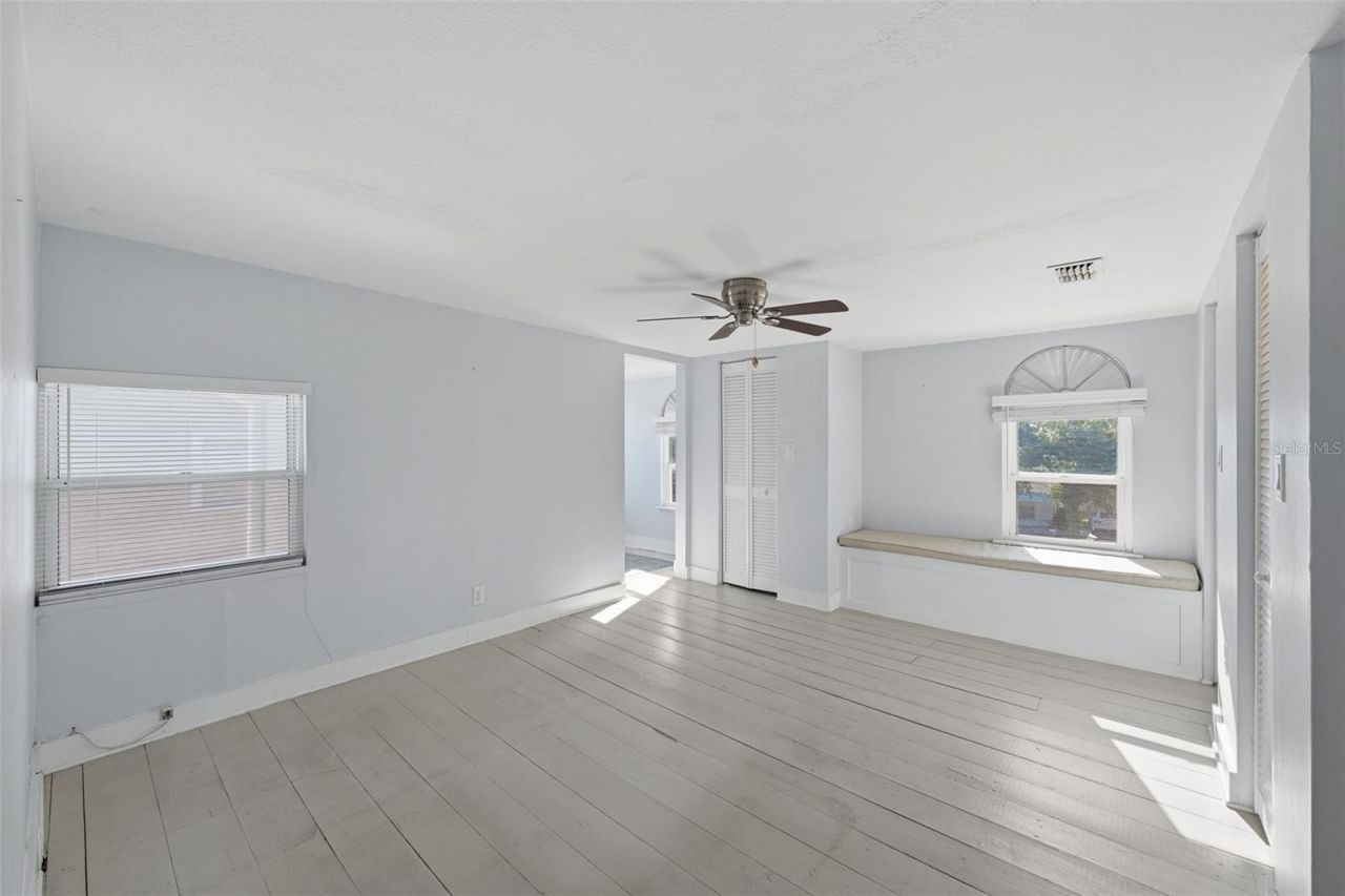 10 Plaza Street E, Bradenton, FL 34208 Photo