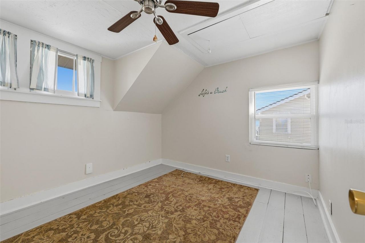 10 Plaza Street E, Bradenton, FL 34208 Photo