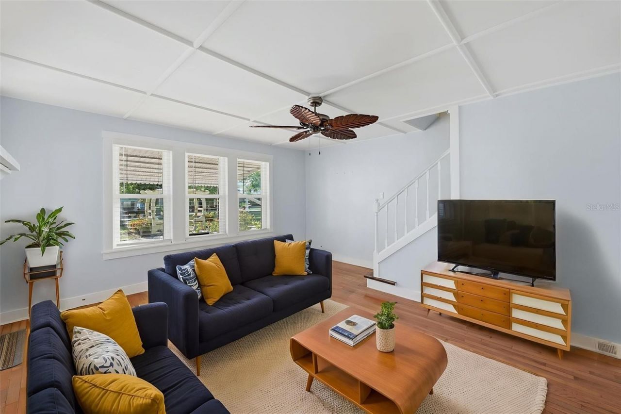 10 Plaza Street E, Bradenton, FL 34208 Photo