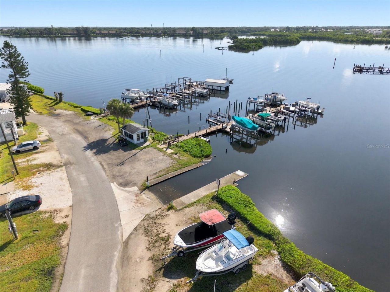 10 Plaza Street E, Bradenton, FL 34208 Photo