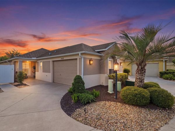 3459 OLDHAM LANE, THE VILLAGES, FL 32163
