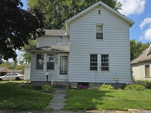 502 N Thoman, Crestline, OH 44827