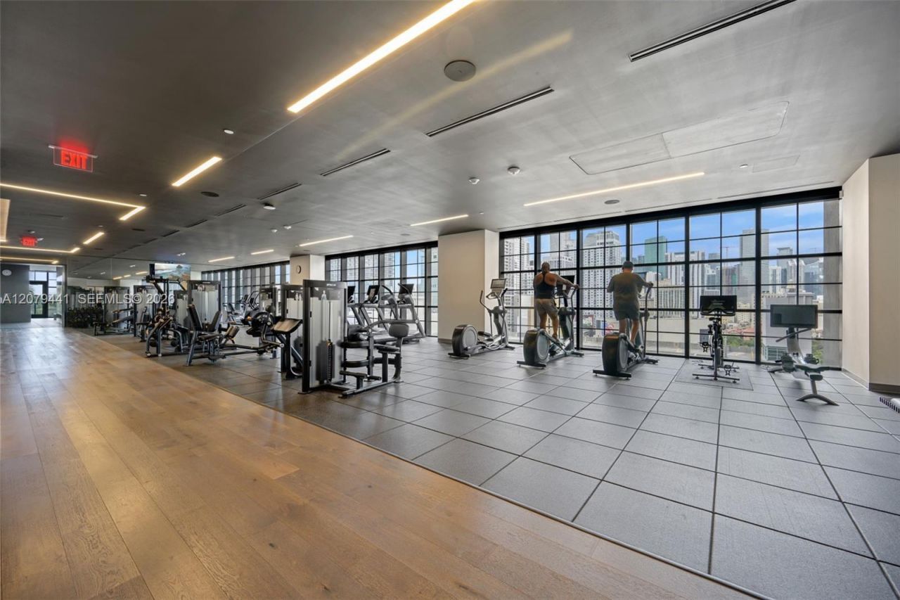 159 NE 6th St , Unit 3706, Miami, FL 33132 Photo