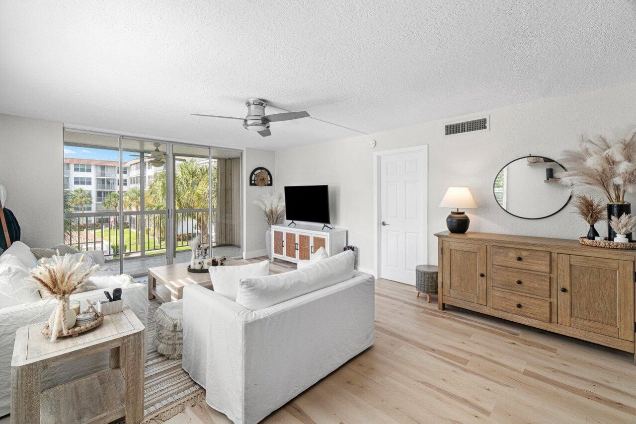 2809 Florida Boulevard, Unit 310, Delray Beach, FL 33483 Photo