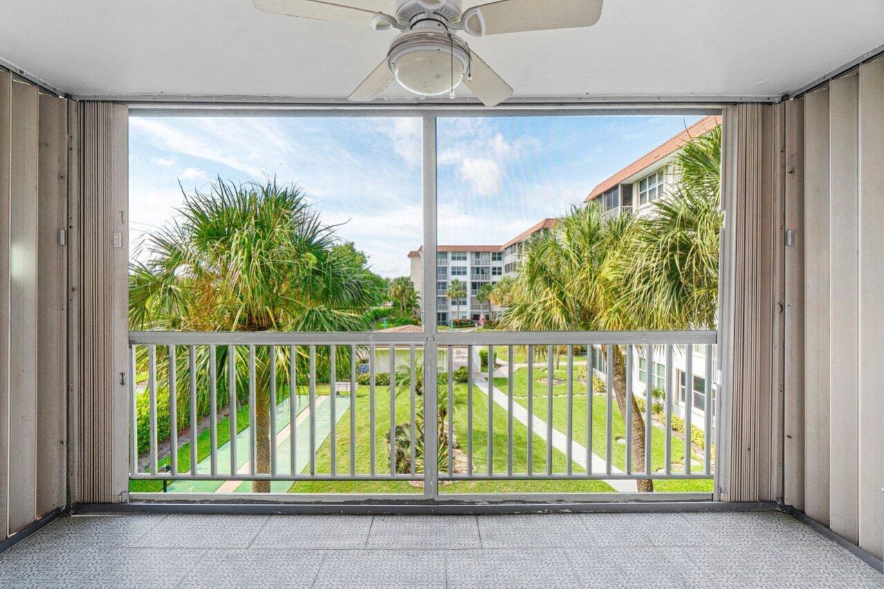 2809 Florida Boulevard, Unit 310, Delray Beach, FL 33483 Photo