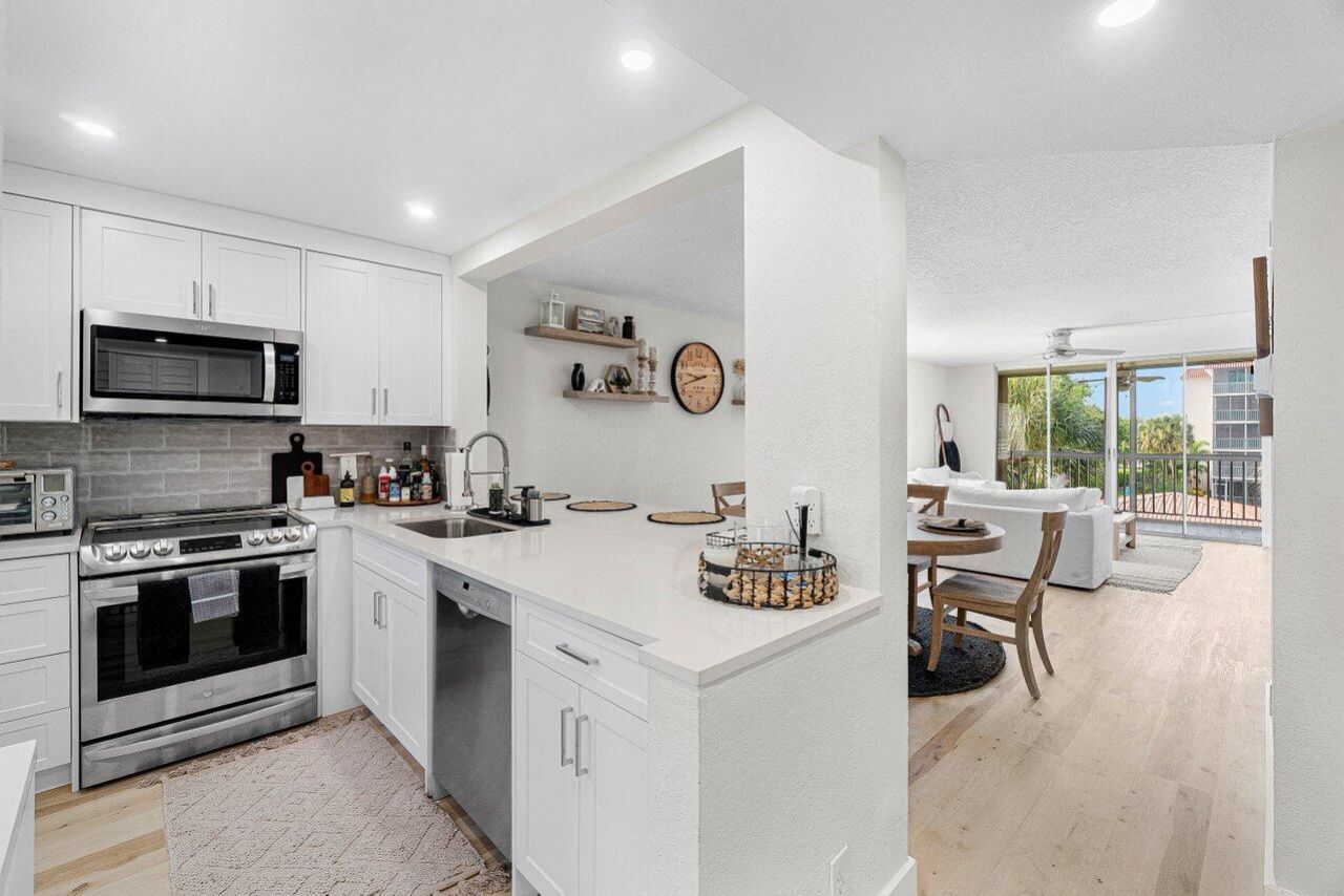 2809 Florida Boulevard, Unit 310, Delray Beach, FL 33483 Photo