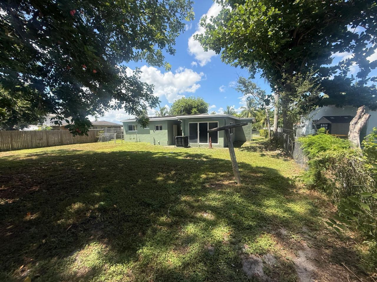 630 E Dayton Circle, Fort Lauderdale, FL 33312 Photo