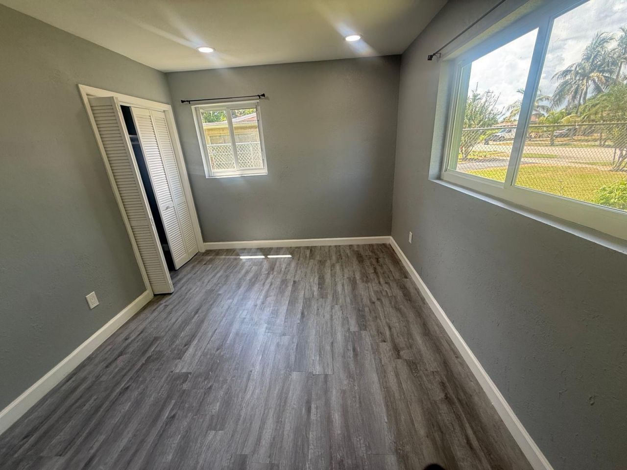 630 E Dayton Circle, Fort Lauderdale, FL 33312 Photo