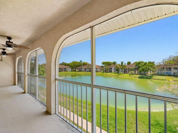 13770 ONEIDA Drive, Unit D2, Delray Beach, FL 33446
