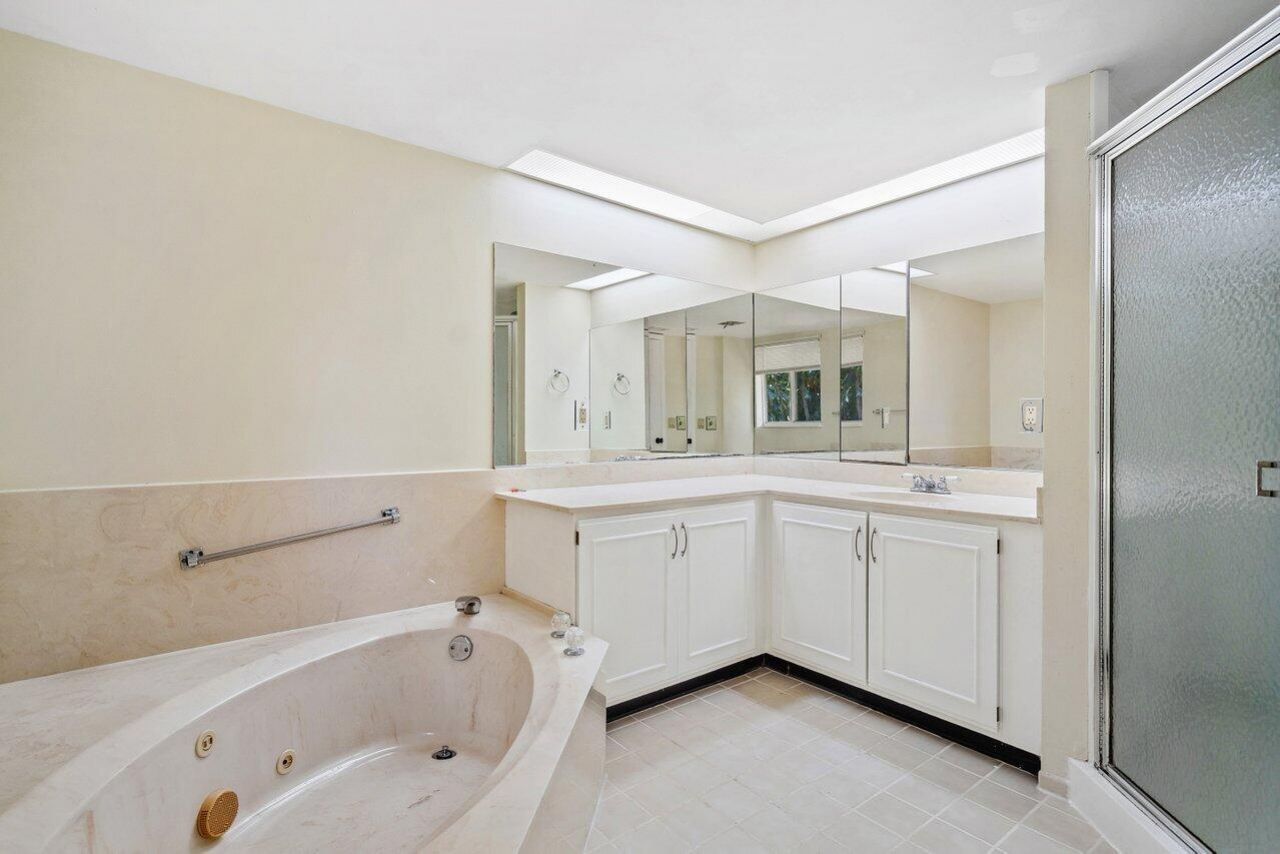 13770 Oneida Drive, Unit D2, Delray Beach, FL 33446 Photo