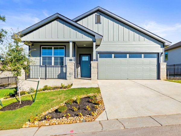 212 Florenz LN , Georgetown, TX 78628