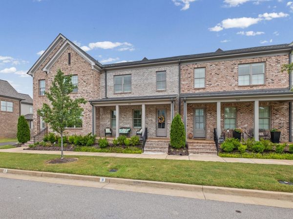 518 ARMEL DR, Collierville, TN 38017