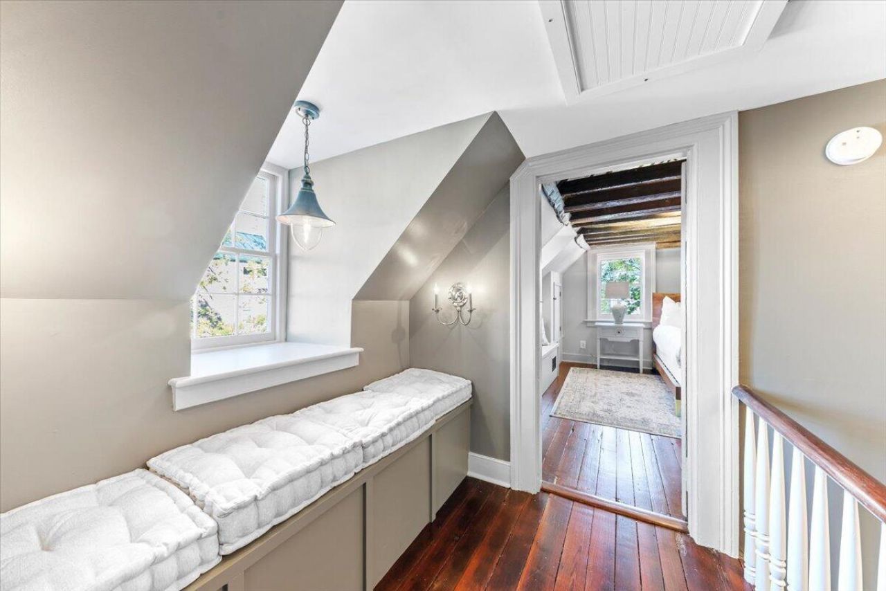 46 Pinckney Street Photo 40