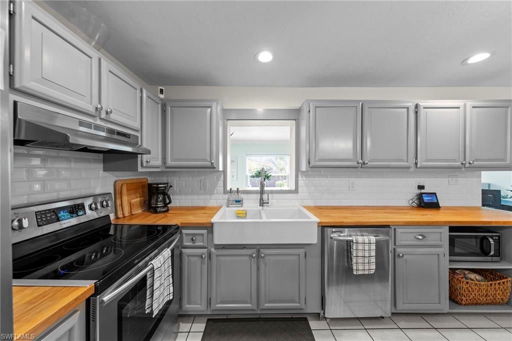 871 Entrada Dr S, Fort Myers, FL 33919 Photo