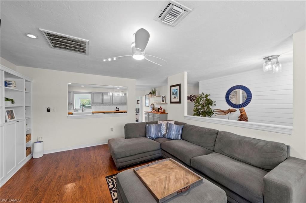 871 Entrada Dr S, Fort Myers, FL 33919 Photo