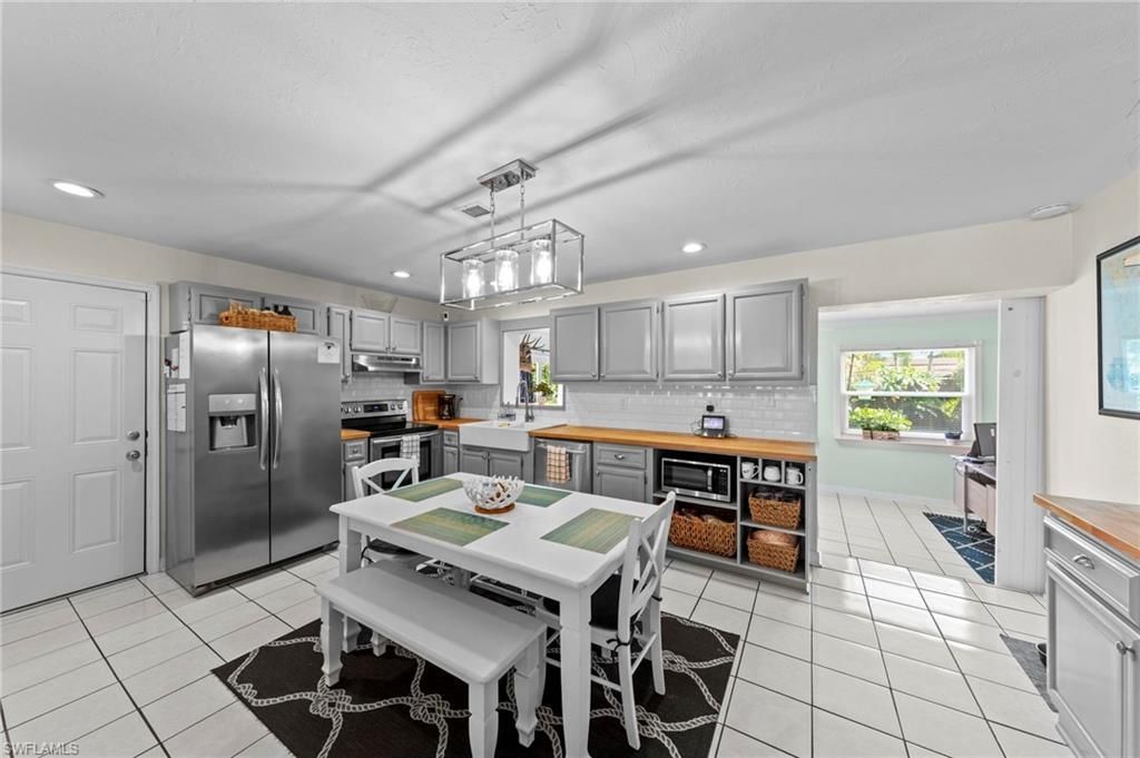 871 Entrada Dr S, Fort Myers, FL 33919 Photo