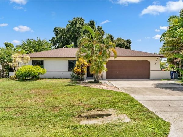 18217 Oriole RD, FORT MYERS, FL 33967