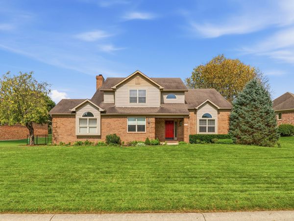 911 Silver Valley Drive , Greenwood, IN 46142