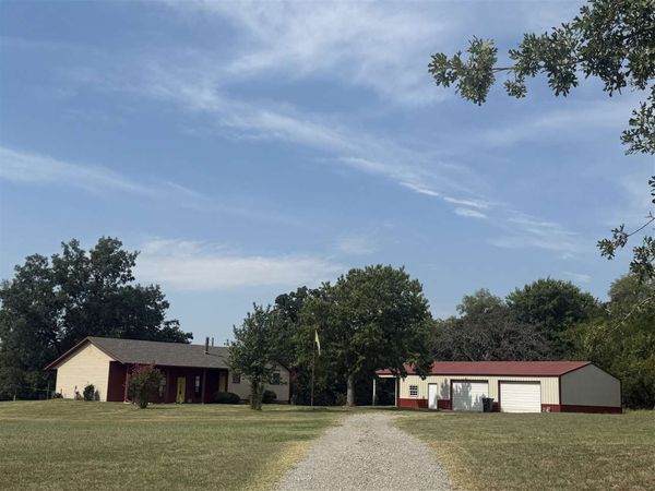 8316 S Clay Road, Cushing, OK 74023