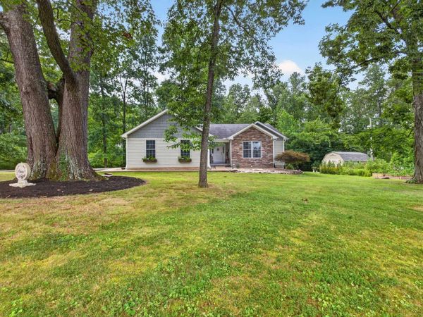 209 Heltonville W Road, Bedford, IN 47421