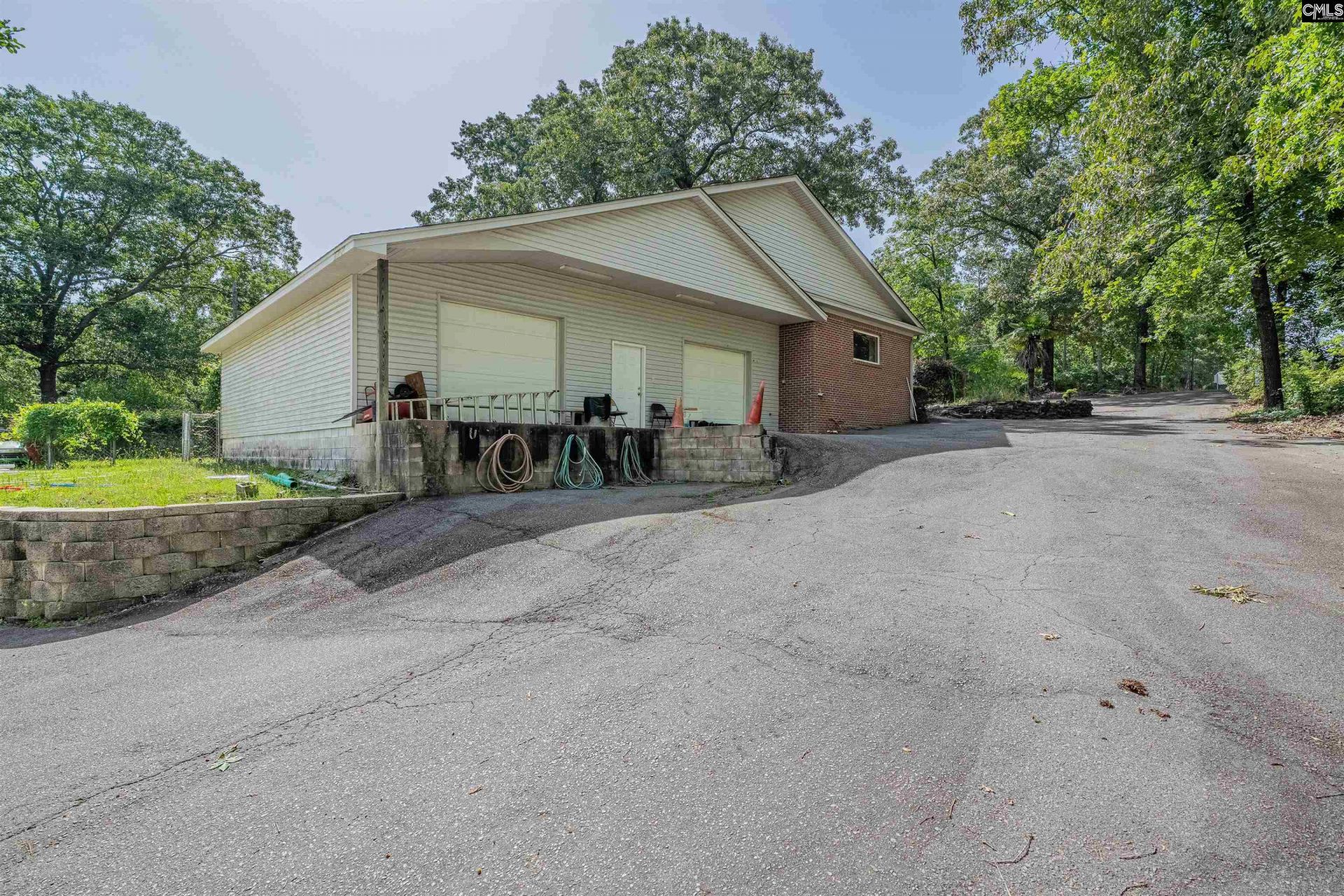 301 Ramblin Road  Photo 23