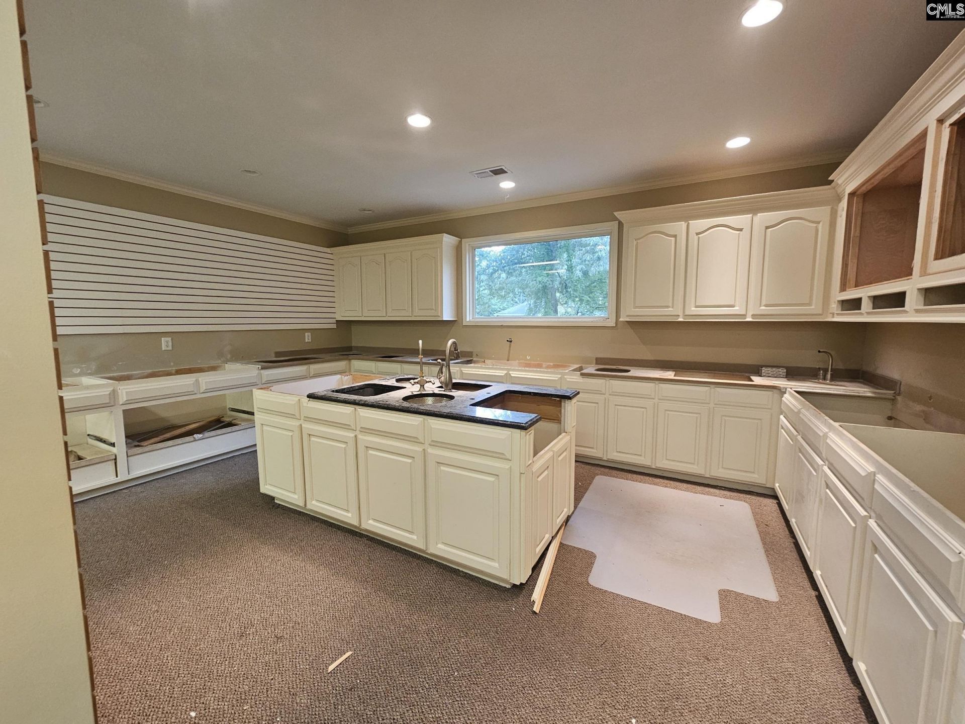 301 Ramblin Road  Photo 7